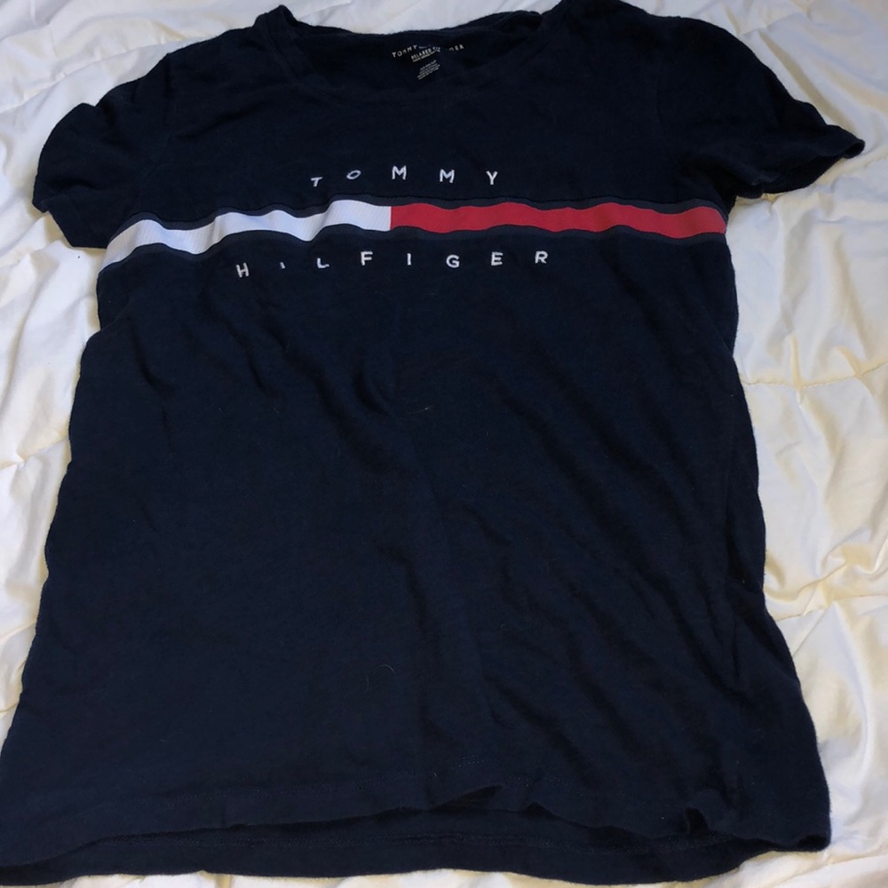 tommy Hilfiger navy blue t shirt